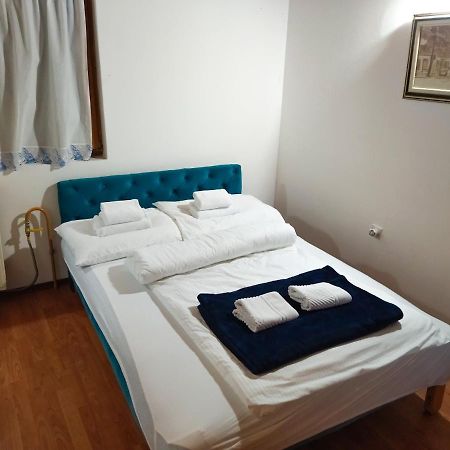 Florida Resort Bačka Palanka Buitenkant foto